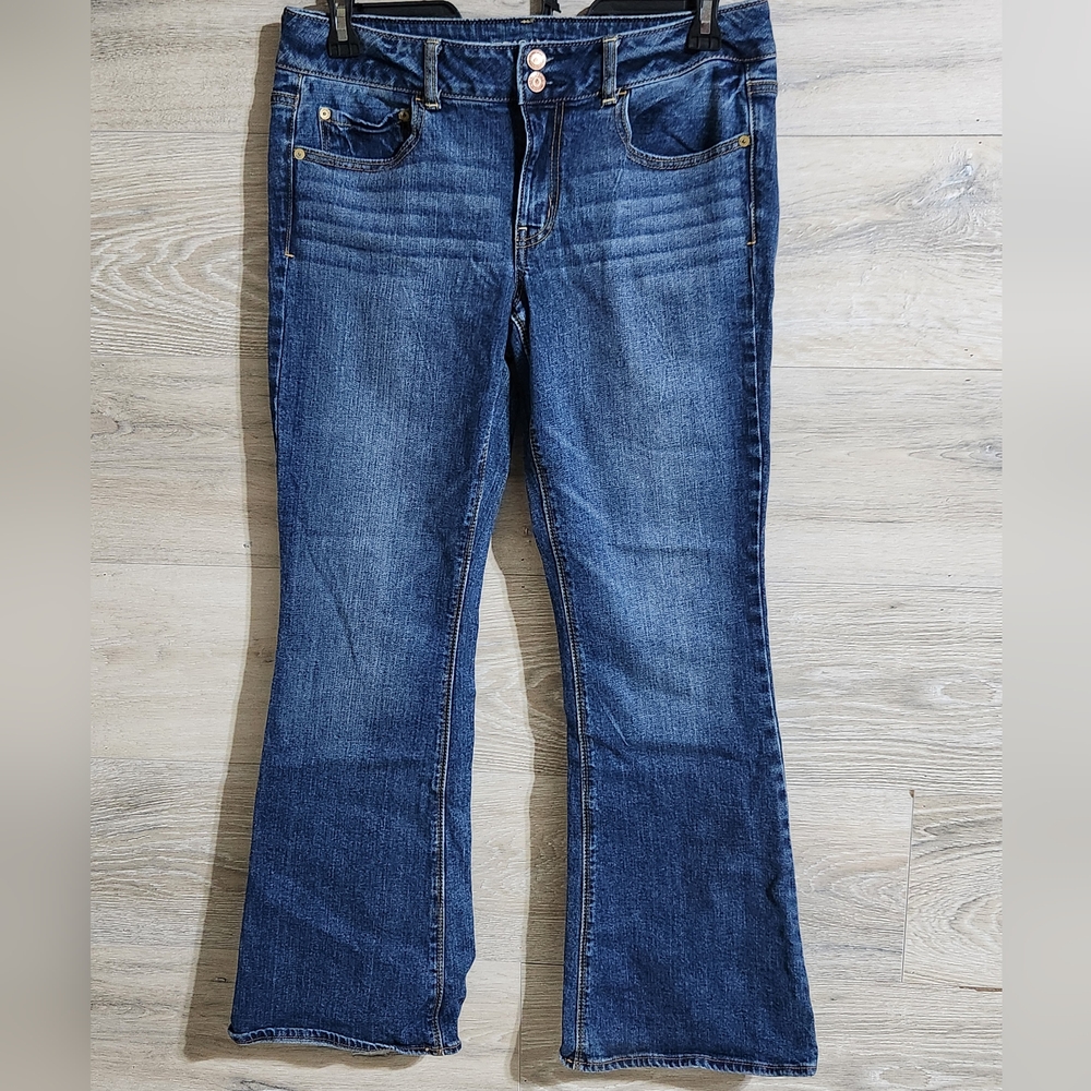 Women's American Eagle Outfitters Jeans Size 12 Short